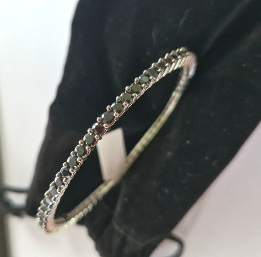 Stunning 7in Bracelet with 8.84 CTW Black Spinel. Solid Sterling Silver