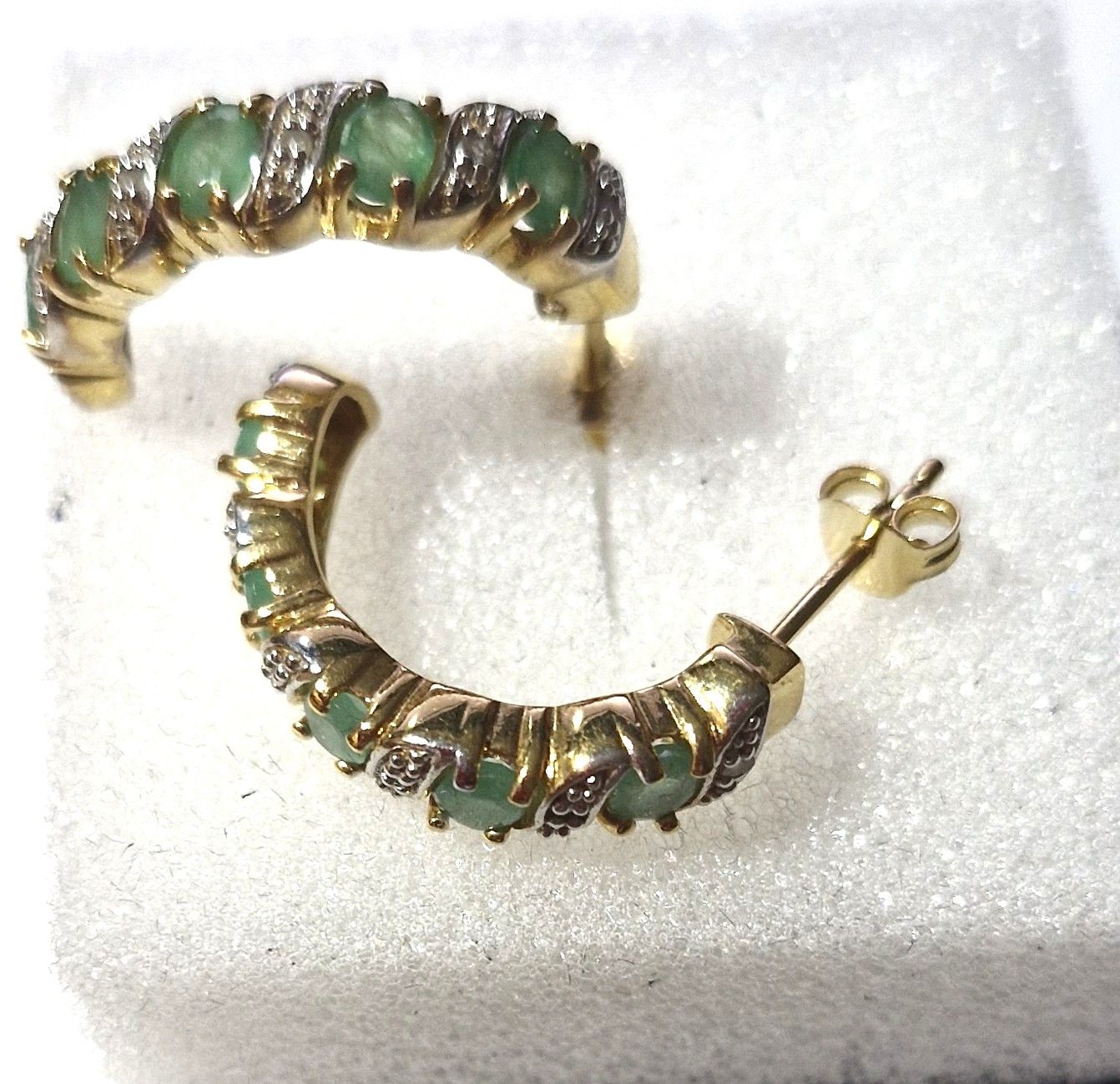 Vibrant Emerald and Diamond Curved Twisty Earring set