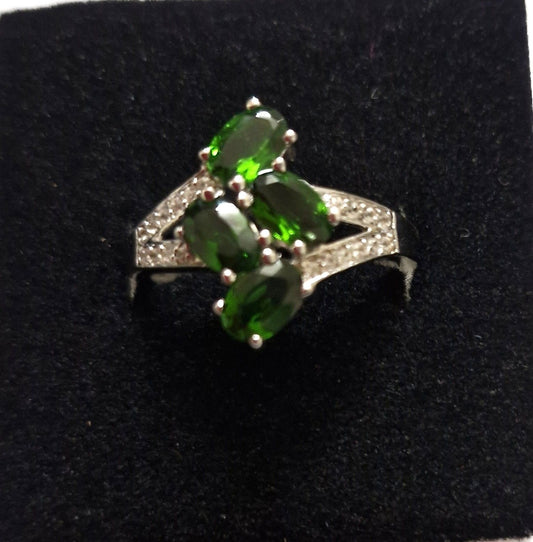 Beautiful Chrome Diopside and Zircon Sterling Silver Ring Size 8