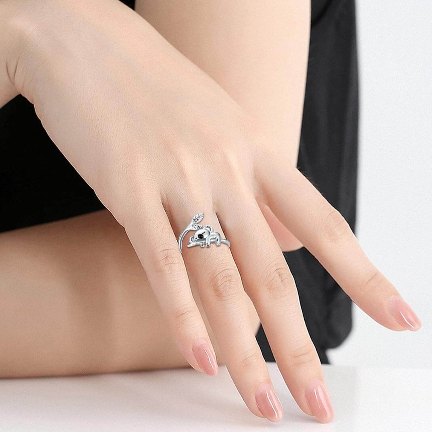 A28. 925 Sterling Silver Cute Koala Open Rings With Leaves
