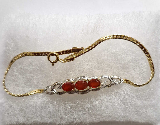 A Bright Agate and Diamond 7.5in Bracelet on 18K Gold Plated Sterling Silver