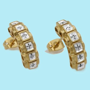 A Beautiful Set of Diamond Earrings in 18K gold plated Sterling Silver