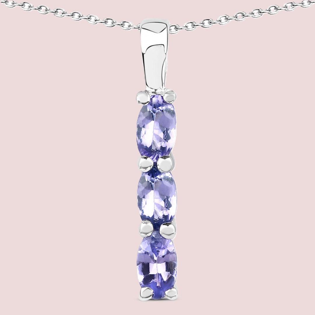 Beautiful 18in Tanzanite designer Necklace