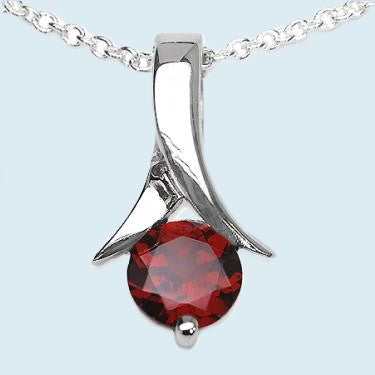 Beautiful Sterling Silver 1.1 CTW Garnet 18in Necklace
