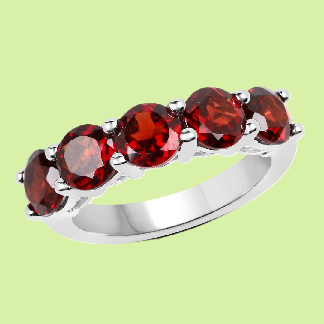 A Size 6, 3.75CTW Garnet Ring, Solid Sterling Silver